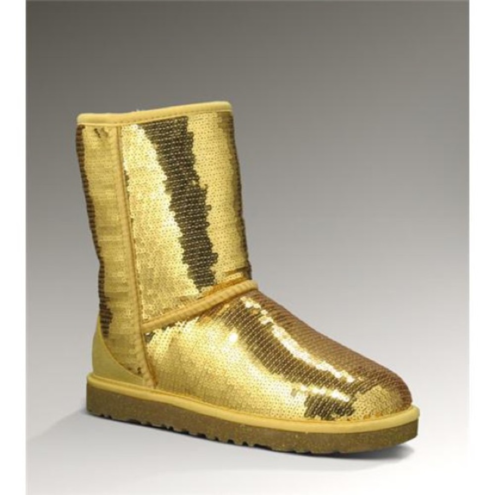 Short, classic Sequin Uggs